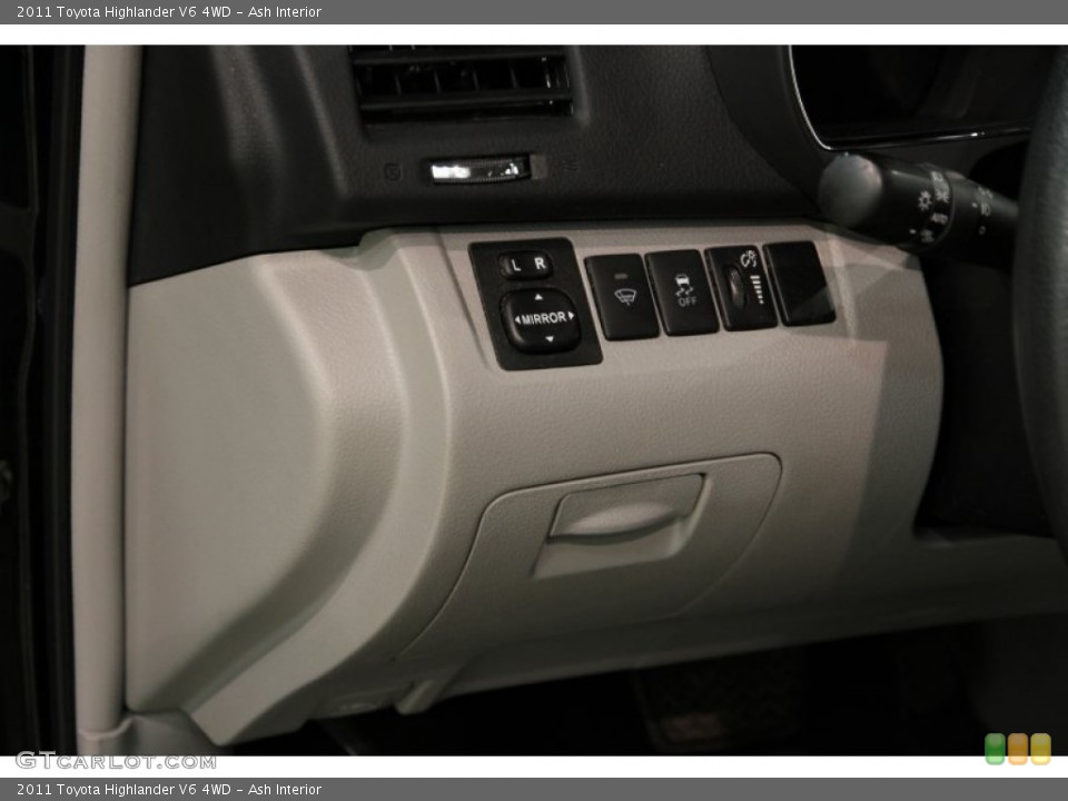 Ash Interior Controls for the 2011 Toyota Highlander V6 4WD #86103307