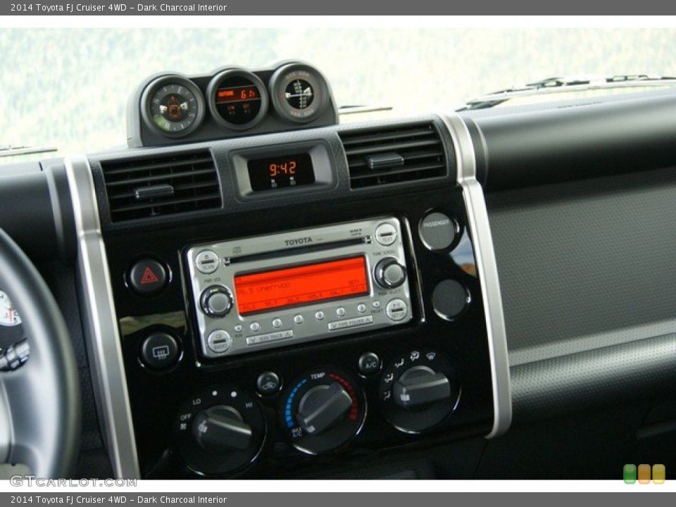 Dark Charcoal Interior Controls for the 2014 Toyota FJ Cruiser 4WD #86111239