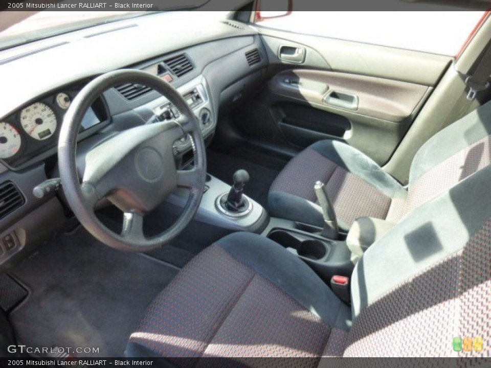 Black 2005 Mitsubishi Lancer Interiors