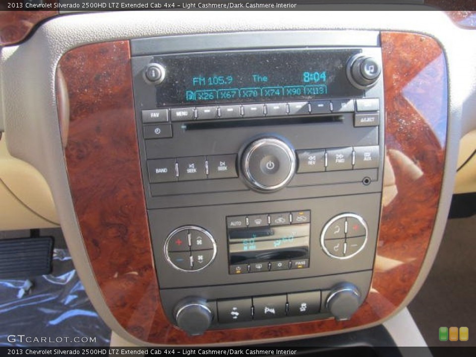 Light Cashmere/Dark Cashmere Interior Controls for the 2013 Chevrolet Silverado 2500HD LTZ Extended Cab 4x4 #86122431