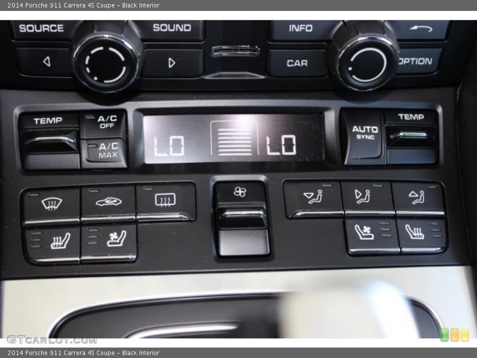 Black Interior Controls for the 2014 Porsche 911 Carrera 4S Coupe #86124978
