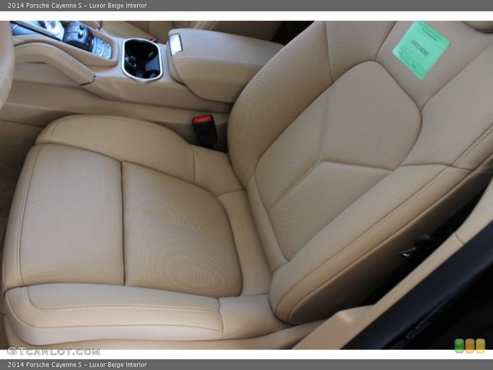 Luxor Beige Interior Front Seat for the 2014 Porsche Cayenne S #86126876