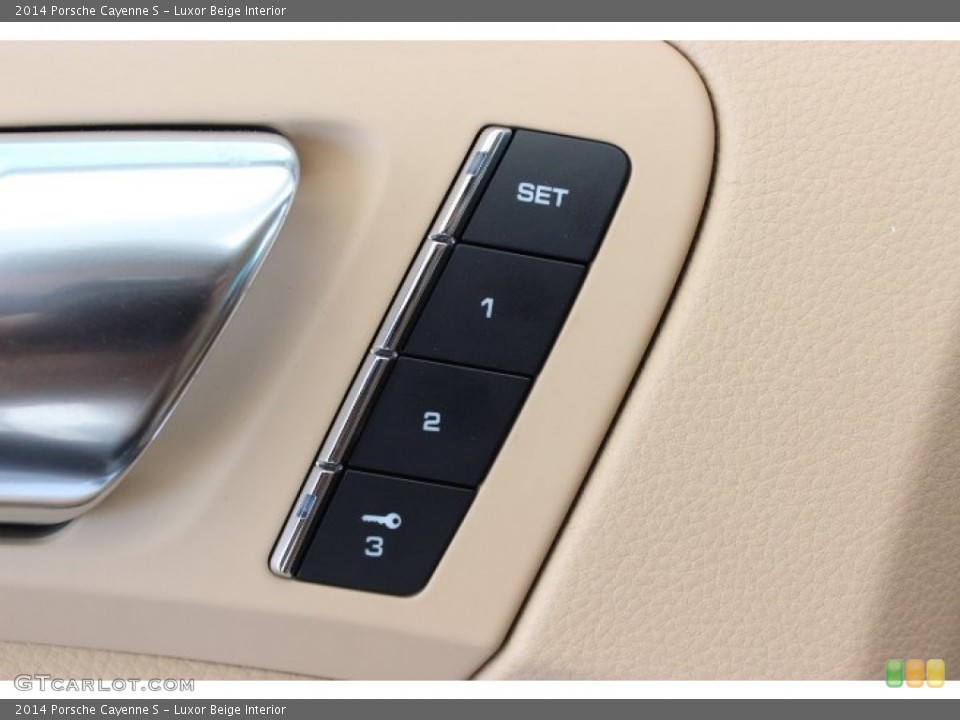 Luxor Beige Interior Controls for the 2014 Porsche Cayenne S #86126913