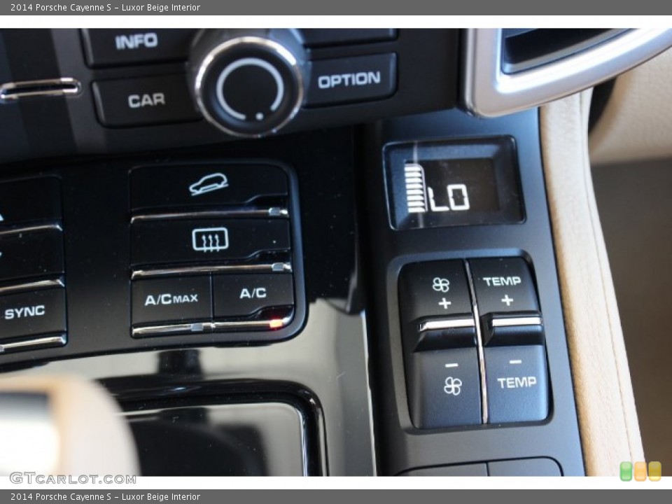Luxor Beige Interior Controls for the 2014 Porsche Cayenne S #86127159