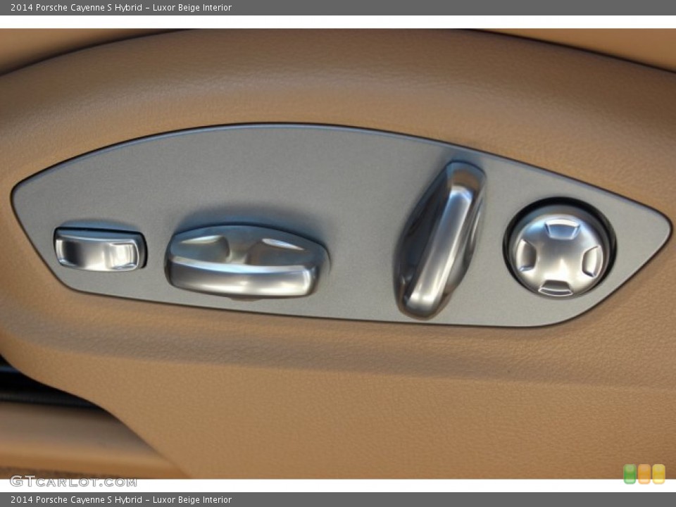 Luxor Beige Interior Controls for the 2014 Porsche Cayenne S Hybrid #86127867