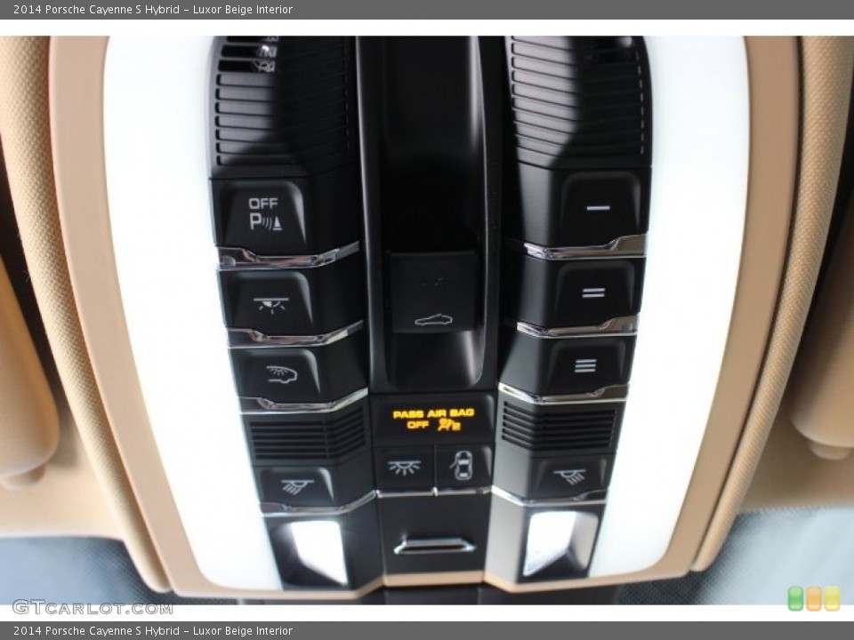 Luxor Beige Interior Controls for the 2014 Porsche Cayenne S Hybrid #86127939