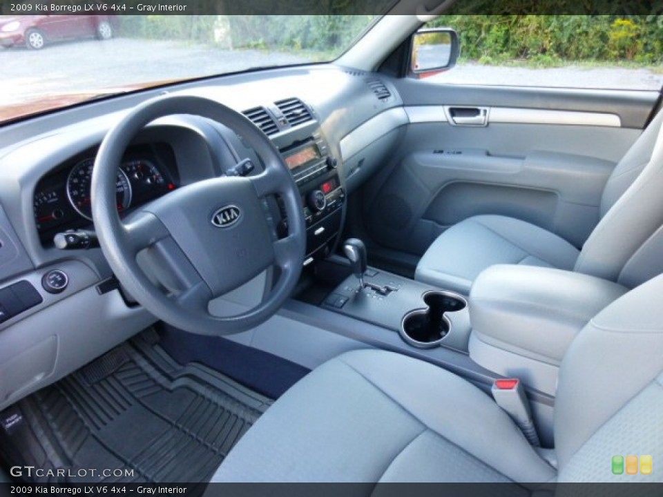 Gray Interior Prime Interior for the 2009 Kia Borrego LX V6 4x4 #86129472