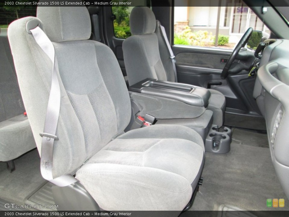 Medium Gray Interior Front Seat for the 2003 Chevrolet Silverado 1500 LS Extended Cab #86147613