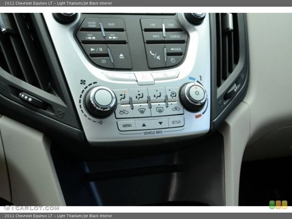 Light Titanium/Jet Black Interior Controls for the 2011 Chevrolet Equinox LT #86165270