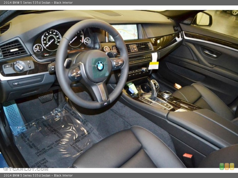 Black Interior Prime Interior for the 2014 BMW 5 Series 535d Sedan #86172740