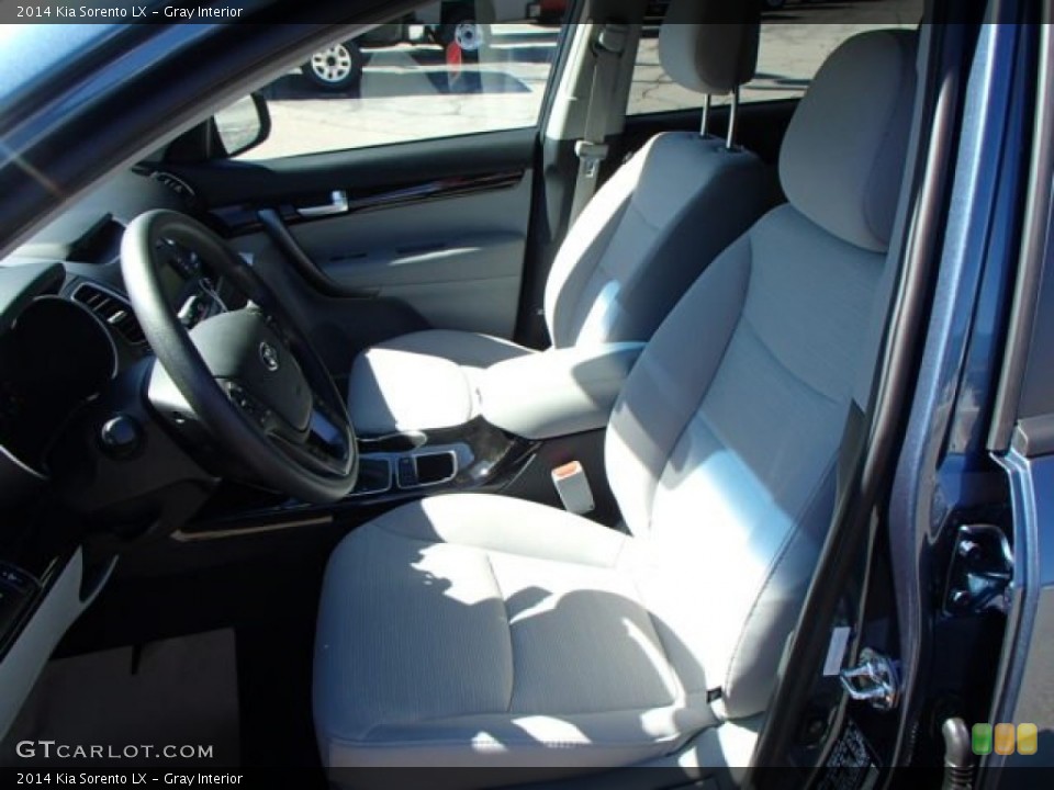 Gray Interior Front Seat for the 2014 Kia Sorento LX #86178739