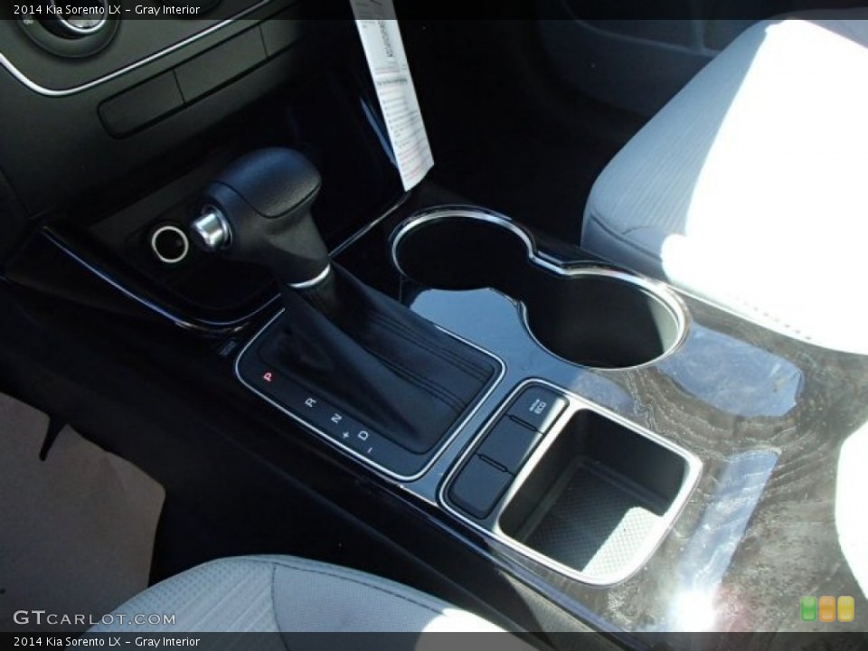 Gray Interior Transmission for the 2014 Kia Sorento LX #86178896