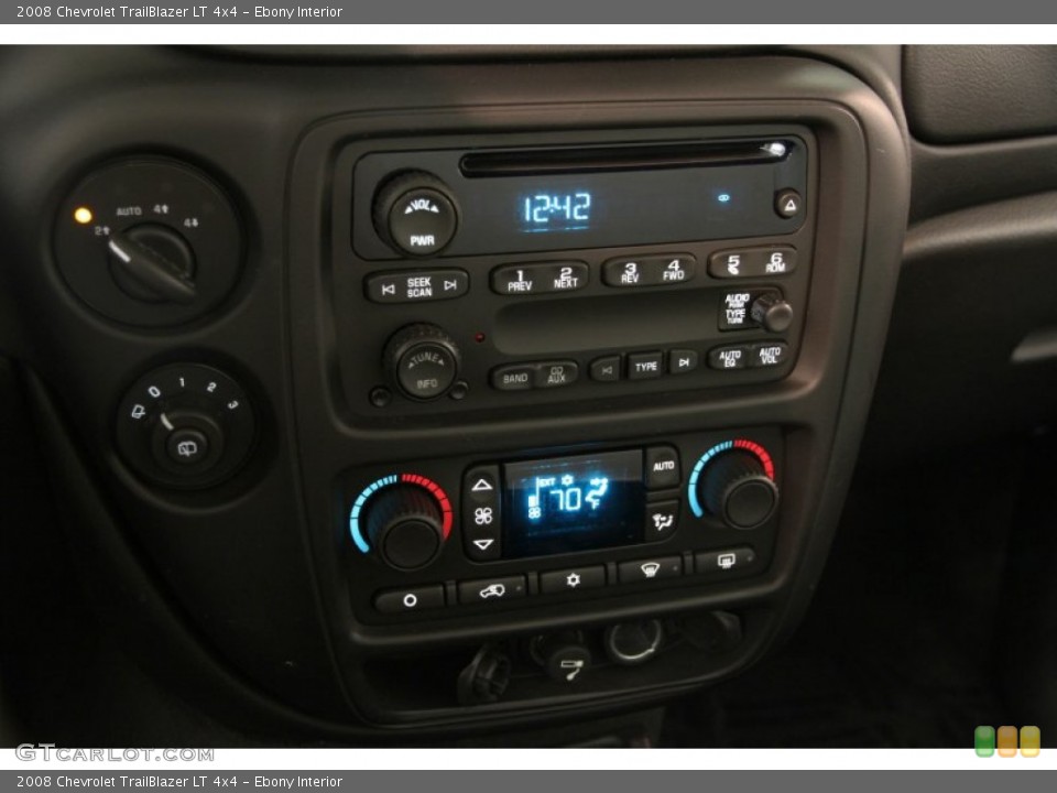 Ebony Interior Controls for the 2008 Chevrolet TrailBlazer LT 4x4 #86193653