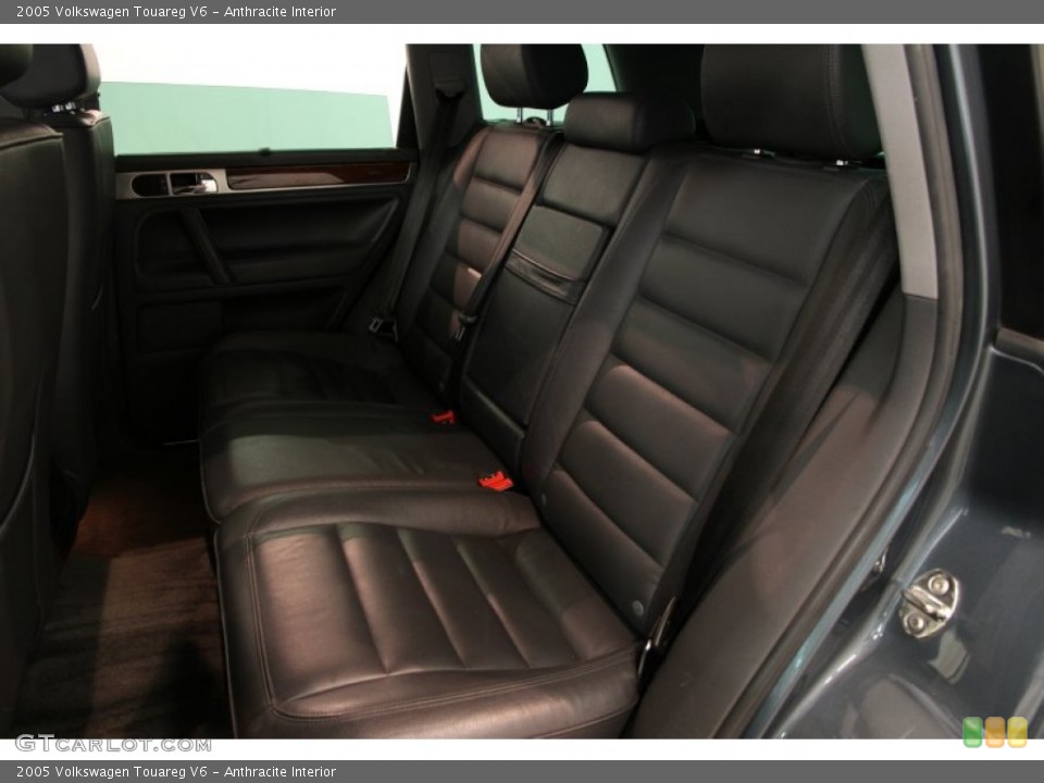 Anthracite Interior Rear Seat for the 2005 Volkswagen Touareg V6 #86196611