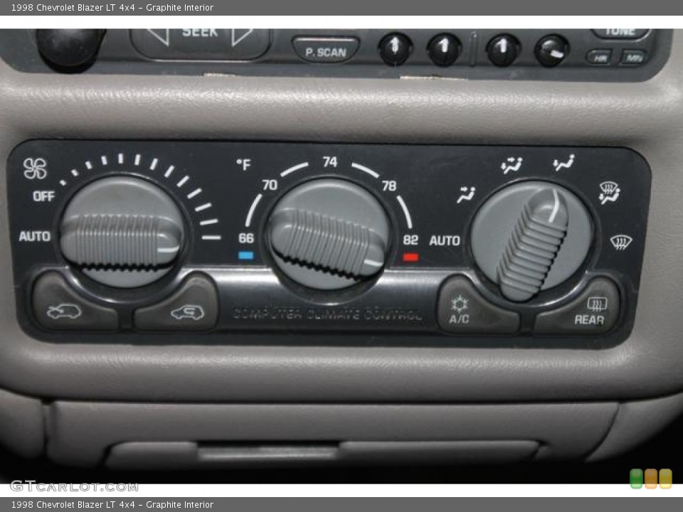 Graphite Interior Controls for the 1998 Chevrolet Blazer LT 4x4 #86204546