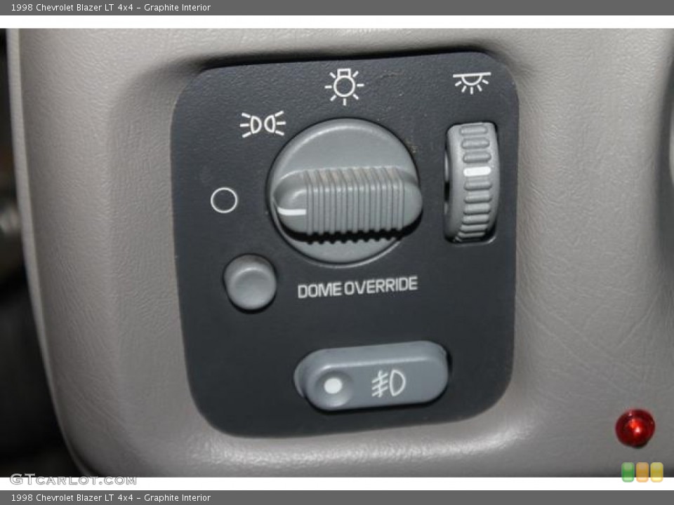 Graphite Interior Controls for the 1998 Chevrolet Blazer LT 4x4 #86204575
