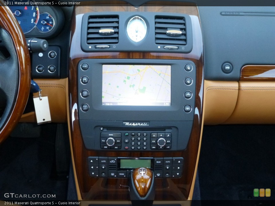 Cuoio Interior Controls for the 2011 Maserati Quattroporte S #86204993