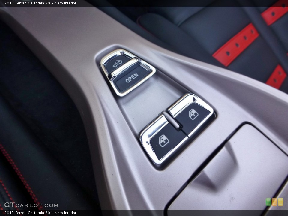 Nero Interior Controls for the 2013 Ferrari California 30 #86205200
