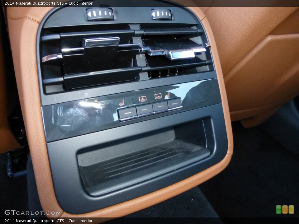 Cuoio Interior Controls for the 2014 Maserati Quattroporte GTS #86205653