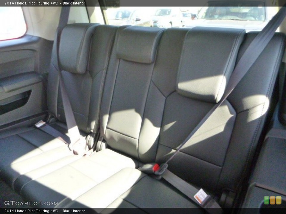 Black Interior Rear Seat for the 2014 Honda Pilot Touring 4WD #86225163