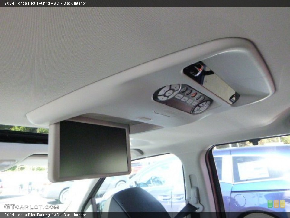 Black Interior Entertainment System for the 2014 Honda Pilot Touring 4WD #86225207