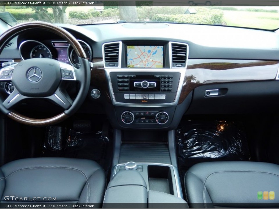 Black Interior Dashboard for the 2012 Mercedes-Benz ML 350 4Matic #86256110