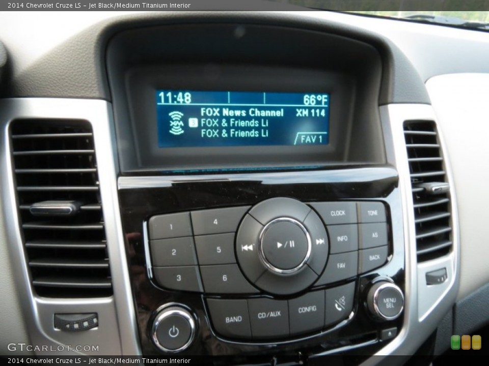 Jet Black/Medium Titanium Interior Controls for the 2014 Chevrolet Cruze LS #86258927