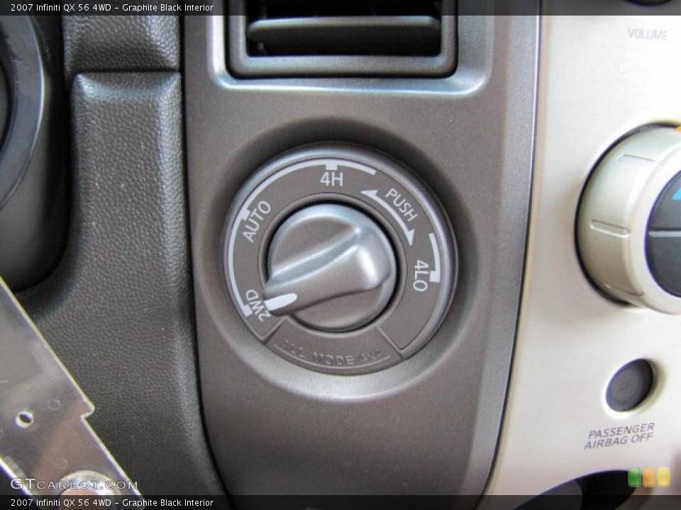 Graphite Black Interior Controls for the 2007 Infiniti QX 56 4WD #86270069