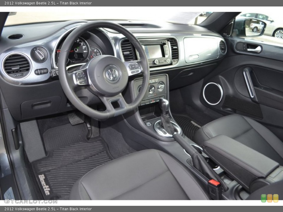 Titan Black Interior Photo for the 2012 Volkswagen Beetle 2.5L #86282079