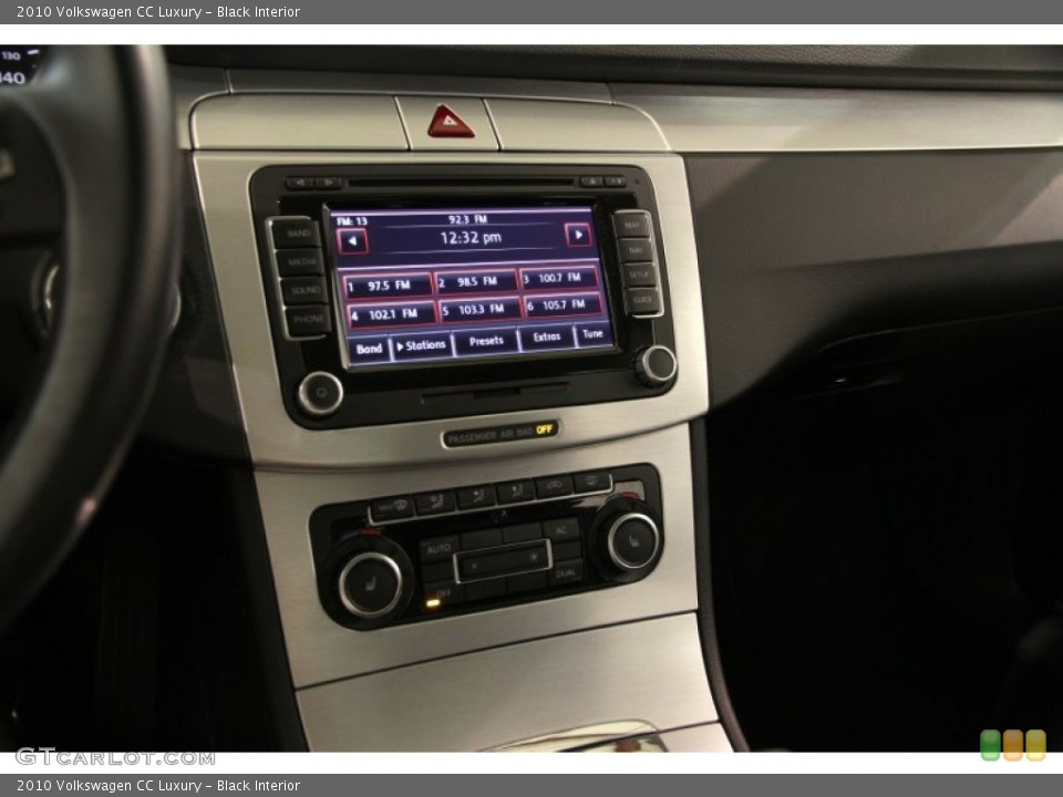 Black Interior Controls for the 2010 Volkswagen CC Luxury #86287356