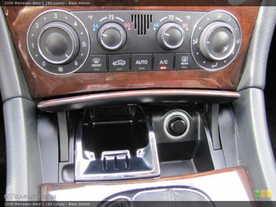 Black Interior Controls for the 2006 Mercedes-Benz C 280 Luxury #86292144