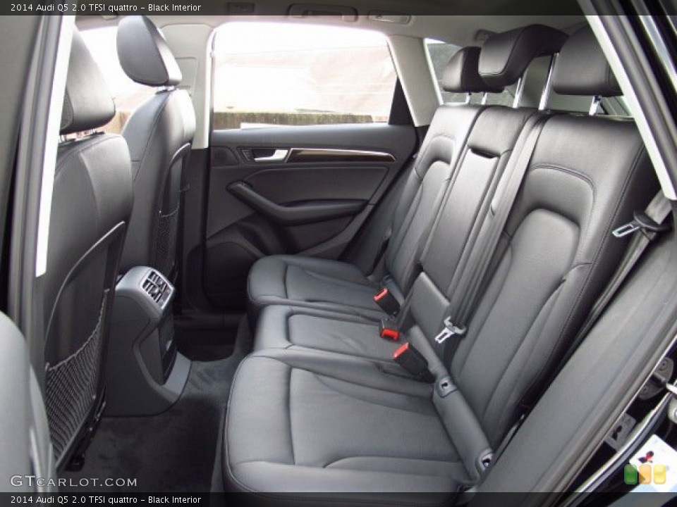 Black Interior Rear Seat for the 2014 Audi Q5 2.0 TFSI quattro #86296662