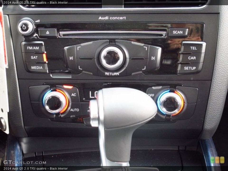 Black Interior Controls for the 2014 Audi Q5 2.0 TFSI quattro #86296800