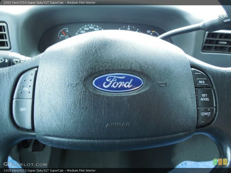 Medium Flint Interior Controls for the 2002 Ford F250 Super Duty XLT SuperCab #86328538
