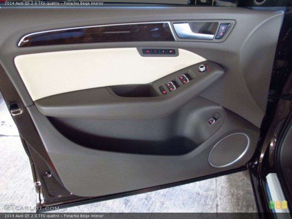Pistachio Beige Interior Door Panel for the 2014 Audi Q5 2.0 TFSI quattro #86364591