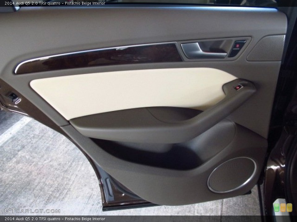 Pistachio Beige Interior Door Panel for the 2014 Audi Q5 2.0 TFSI quattro #86364633
