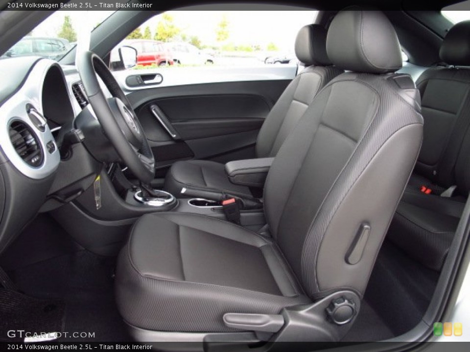 Titan Black Interior Photo for the 2014 Volkswagen Beetle 2.5L #86374779