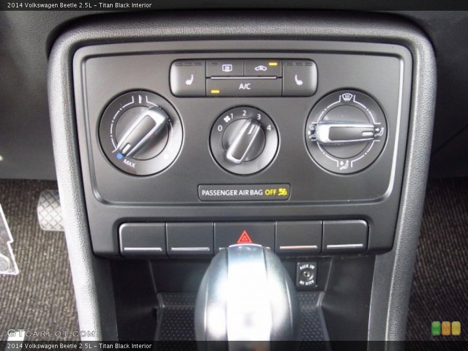 Titan Black Interior Controls for the 2014 Volkswagen Beetle 2.5L #86374934