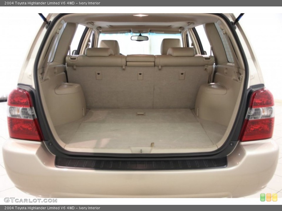 Ivory Interior Trunk for the 2004 Toyota Highlander Limited V6 4WD #86384913