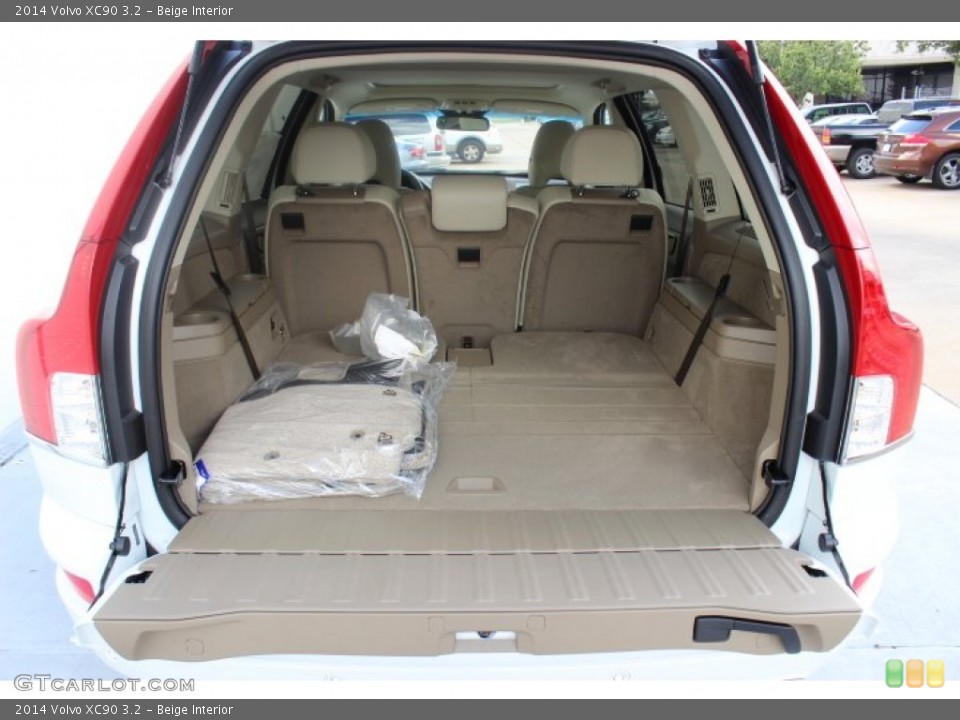 Beige Interior Trunk for the 2014 Volvo XC90 3.2 #86386974