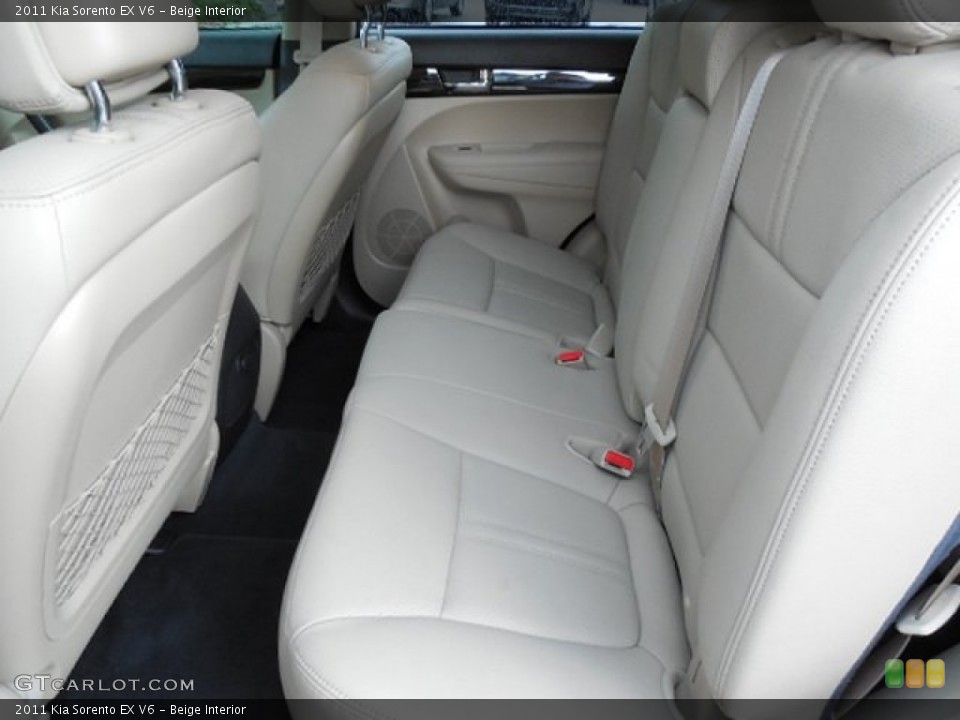 Beige Interior Rear Seat for the 2011 Kia Sorento EX V6 #86395275