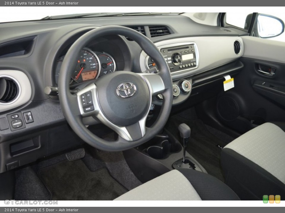 Ash Interior Photo for the 2014 Toyota Yaris LE 5 Door #86406689