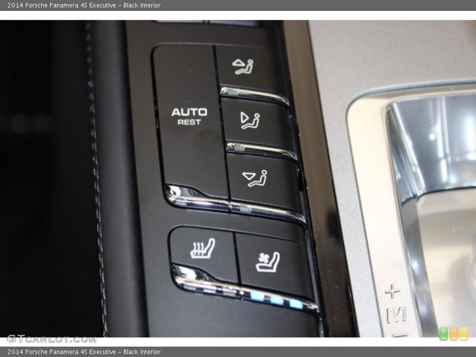 Black Interior Controls for the 2014 Porsche Panamera 4S Executive #86456142