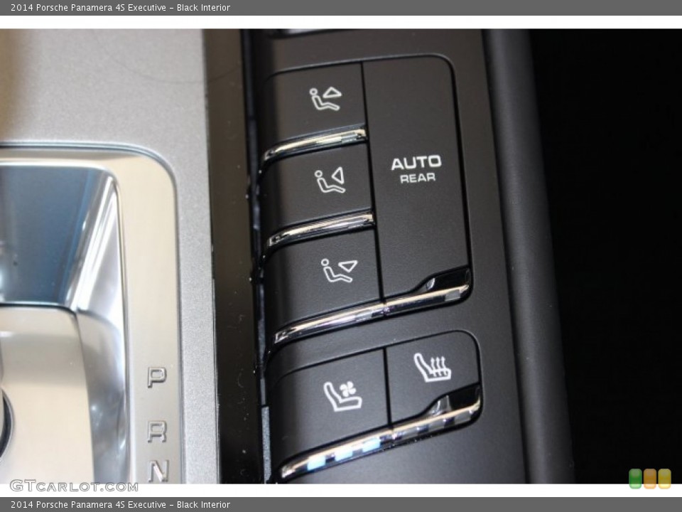 Black Interior Controls for the 2014 Porsche Panamera 4S Executive #86456208