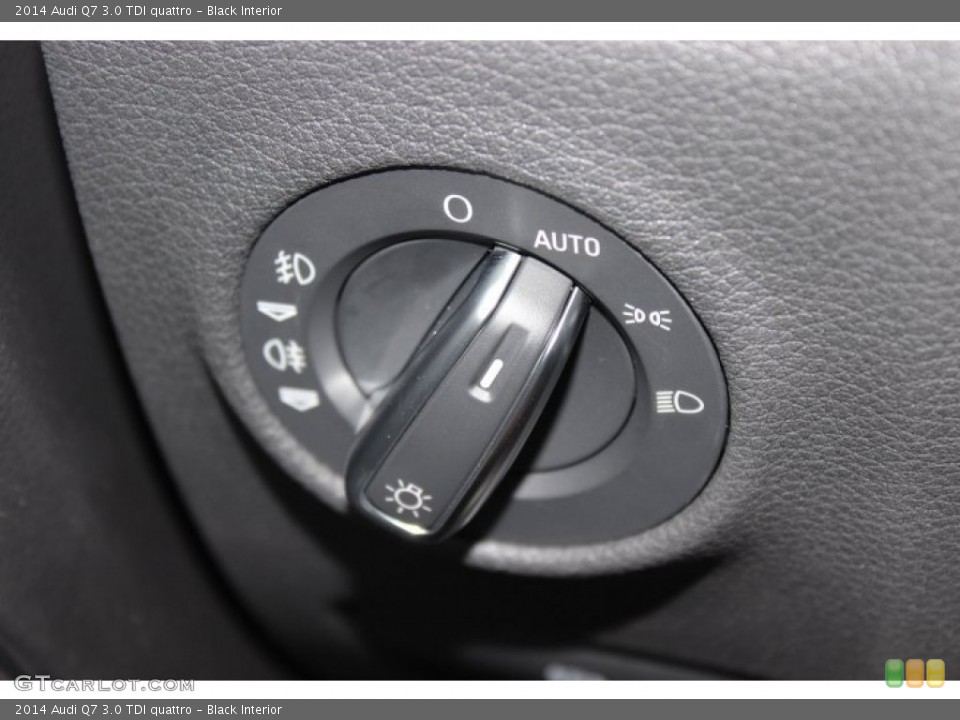 Black Interior Controls for the 2014 Audi Q7 3.0 TDI quattro #86458251