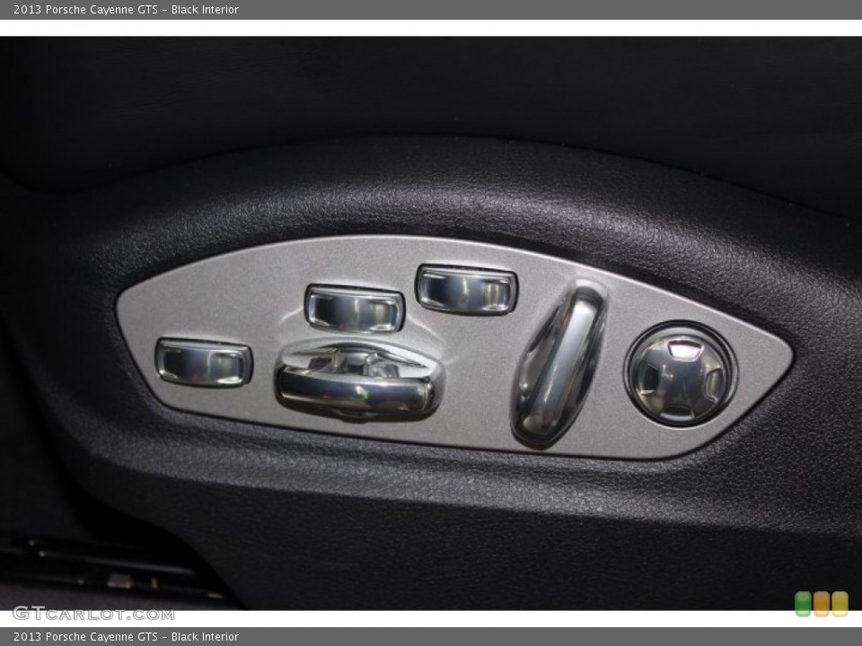 Black Interior Controls for the 2013 Porsche Cayenne GTS #86459889