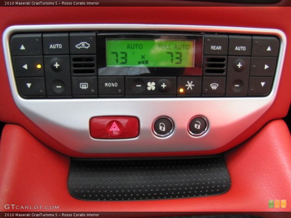 Rosso Corallo Interior Controls for the 2010 Maserati GranTurismo S #86473458