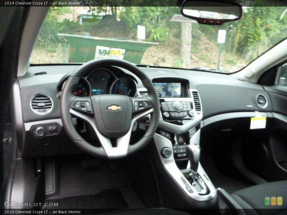Jet Black Interior Dashboard for the 2014 Chevrolet Cruze LT #86491878