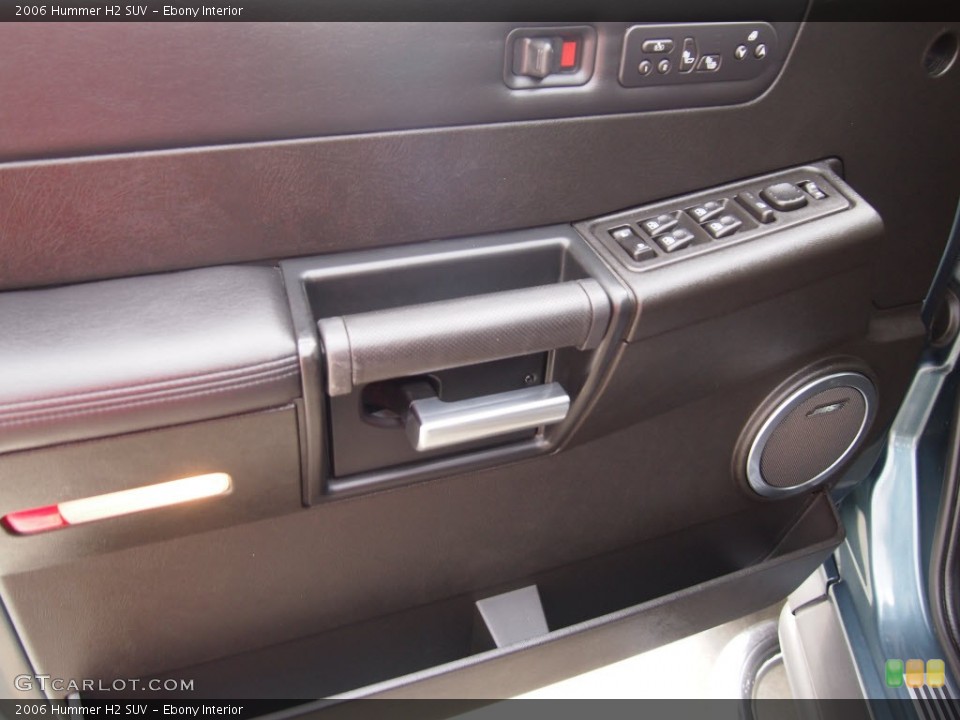 Ebony Interior Door Panel for the 2006 Hummer H2 SUV #86507821