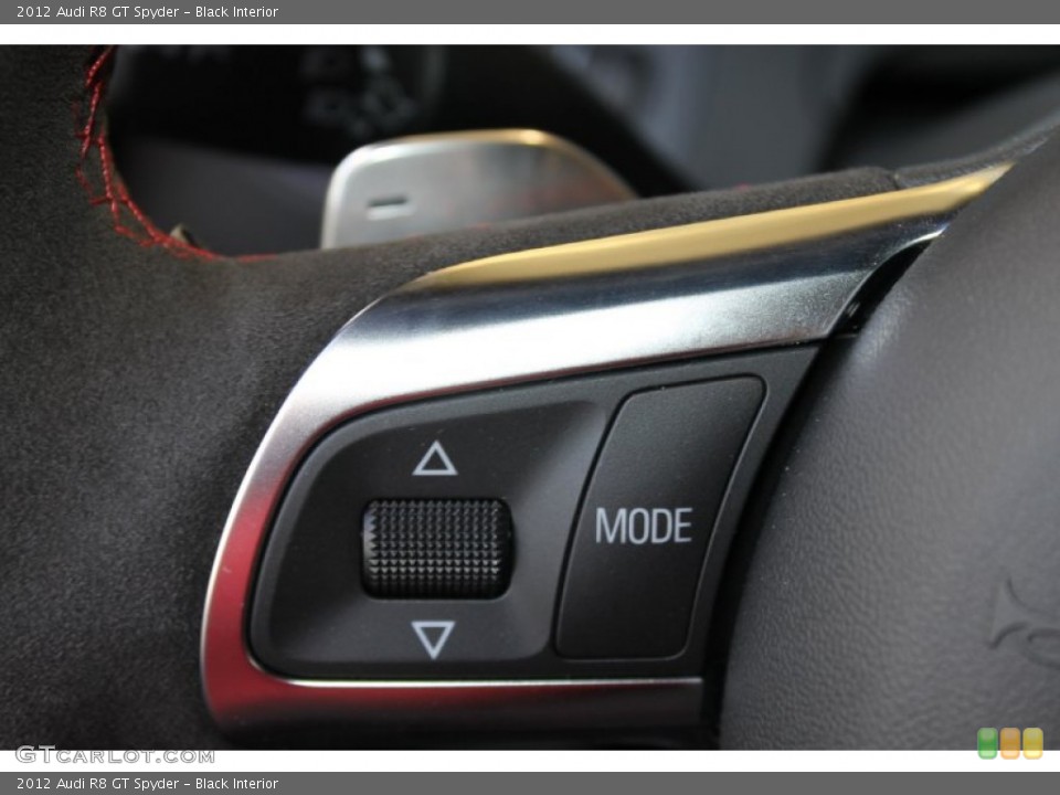 Black Interior Controls for the 2012 Audi R8 GT Spyder #86514652